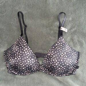NWT Victoria’s Secret Push-up Bra Hearts